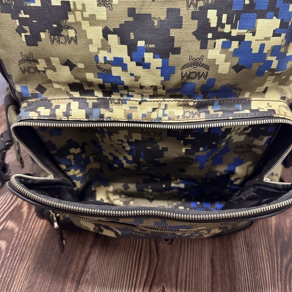 MCM 2012 Spring/Summer Camou Pop Backpack - Picture 8 of 16